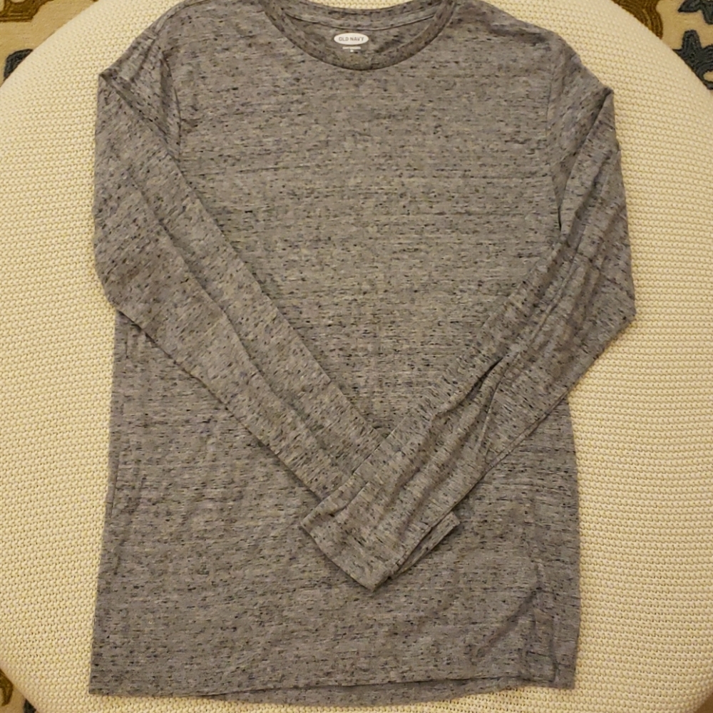 EUC Old Navy long sleeve tee